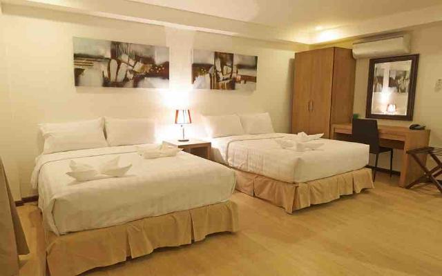 Prestigio Hotel 四人房
