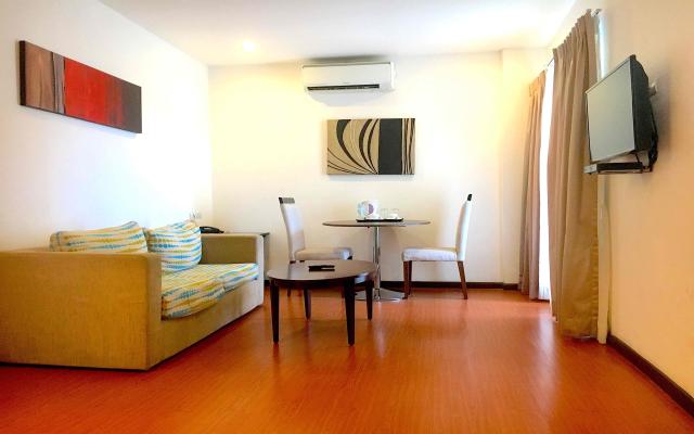 Prestigio Hotel 小客廳
