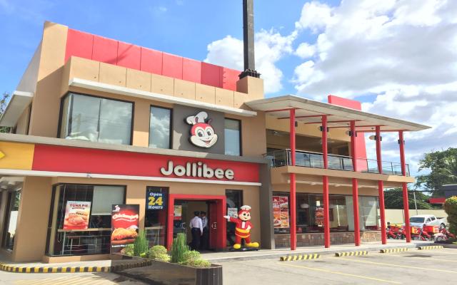 步行5分鐘Jollibee