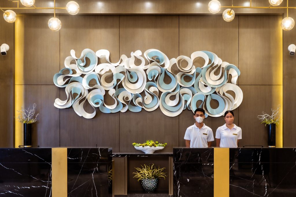 BELMONT HOTEL MACTAN