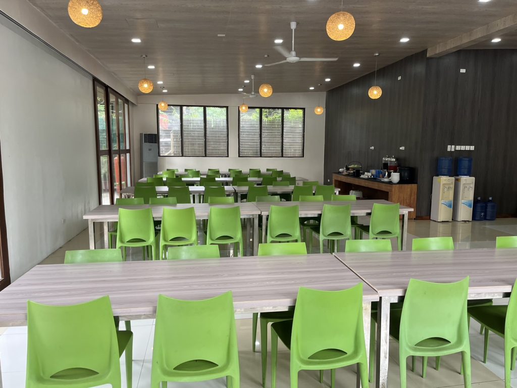 CELLA Uni校區餐廳