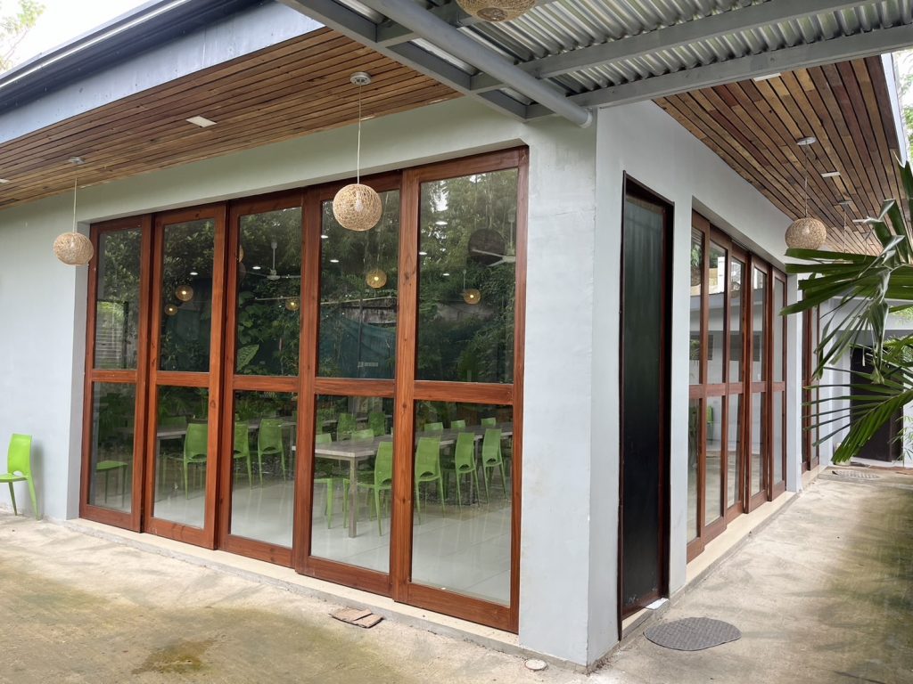 CELLA Uni校區餐廳
