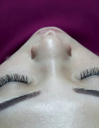 Lashesta Eyelash & Nail Studio