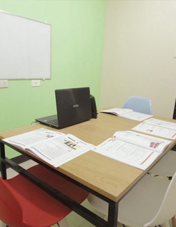 PINES INTERNATIONAL ACADEMY -碧瑤
