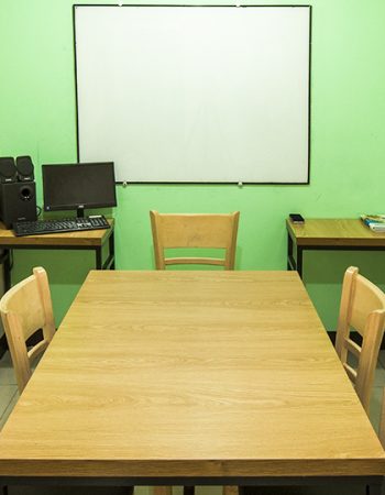 PINES INTERNATIONAL ACADEMY -碧瑤