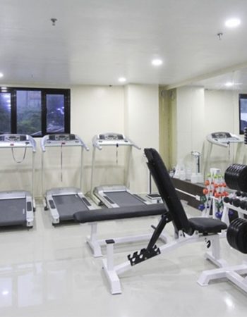 PINES INTERNATIONAL ACADEMY -碧瑤