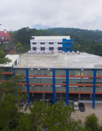 PINES INTERNATIONAL ACADEMY -碧瑤